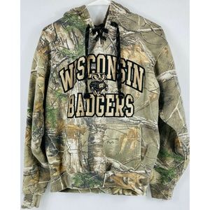 Signature Womens Wisconsin Badgers Camouflage Sweatshirt Size Small